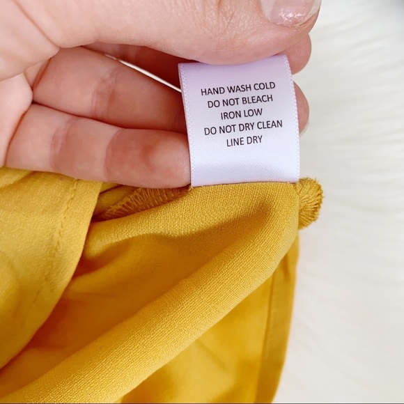 Sweet Rain Yellow/Mustard scrunchy blouse 2X - Picture 9 of 9